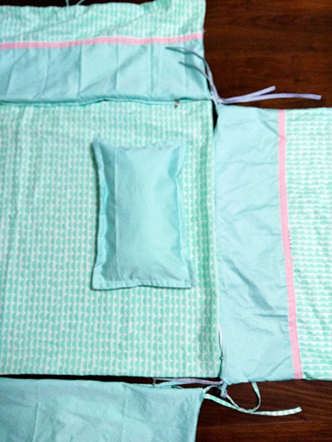 布艺婴儿床床围的制作方法图解教程╭★肉丁网