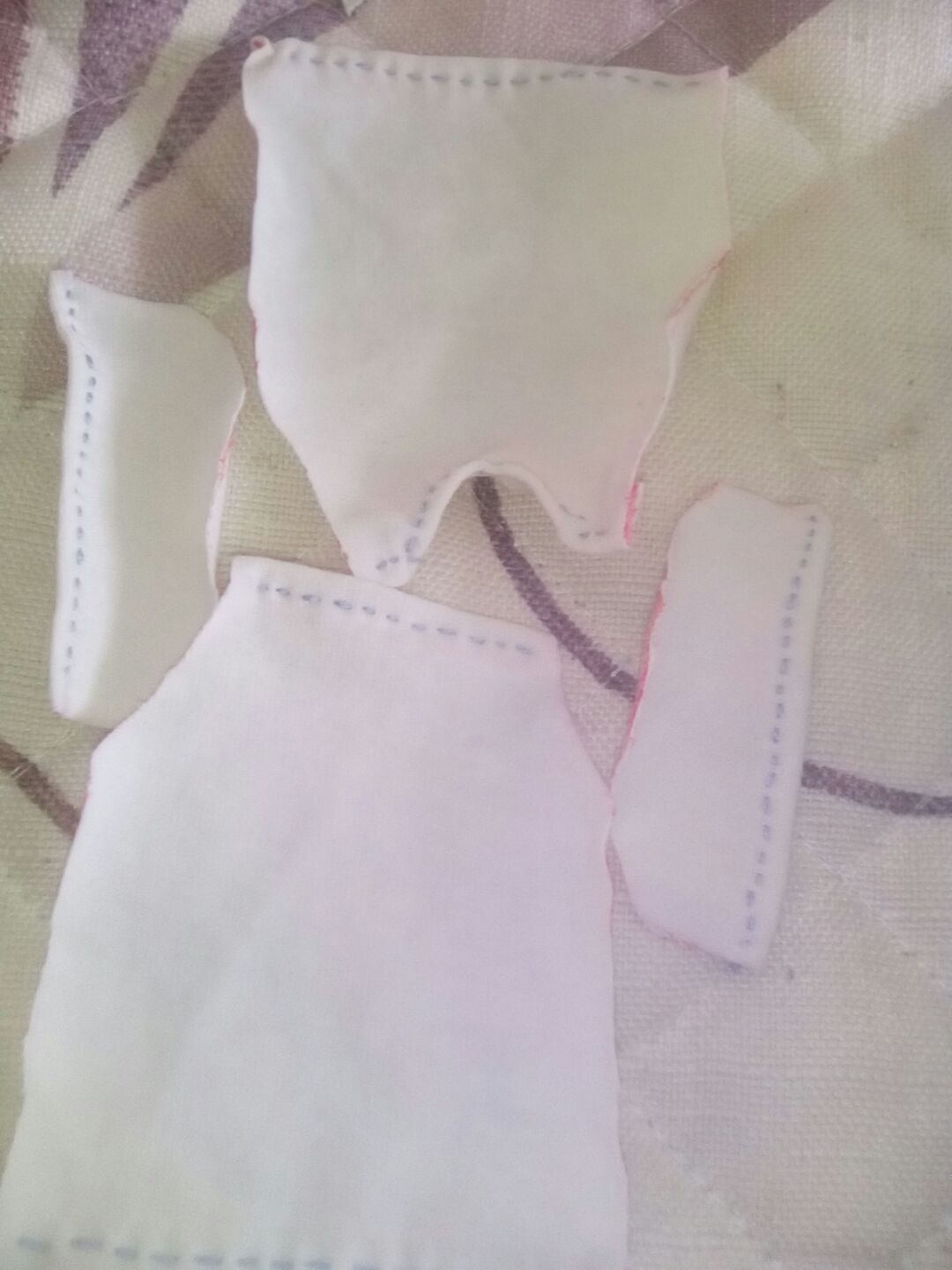 手工布艺作品娃娃连衣裙详细步骤图解╭★肉丁网